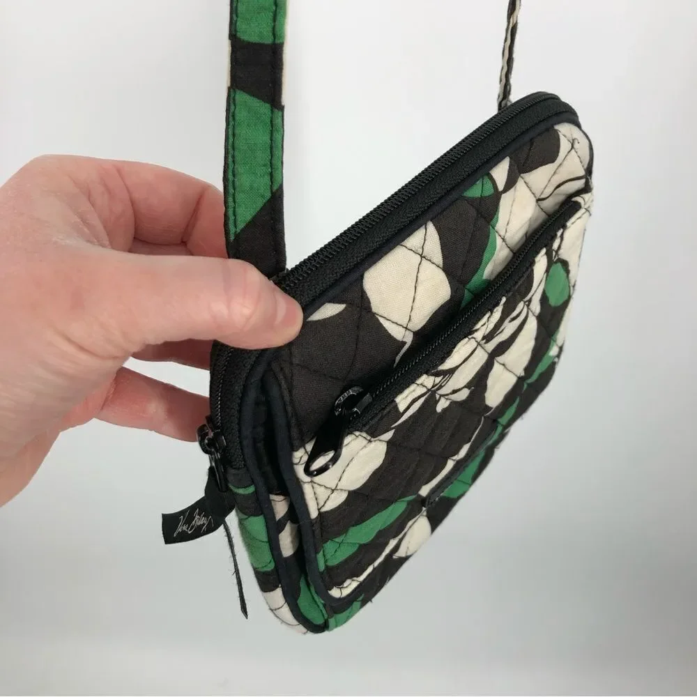 Vera Bradley‎ Hipster Purse Green White Black Quilted Small Crossbody